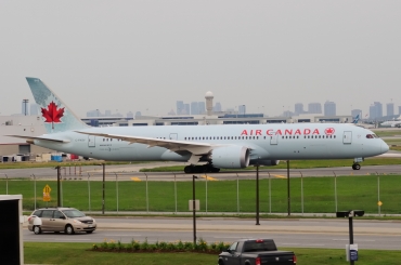 C-FKSV (cn 37170) Boeing 787-9