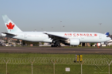 C-FNND (cn 35246) Boeing 777-233LR