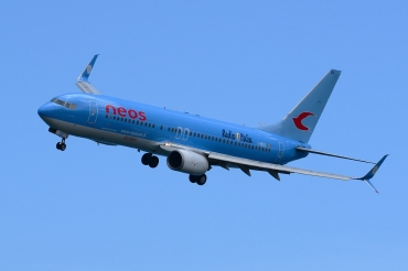 I-NEOX (33677) 2004 Boeing 737-86N WL
