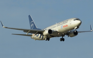 EC-JHK (33975) 2005 Boeing 737-85P(WL)