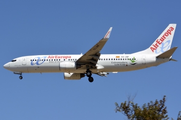 EC-JNF (33977) 2006 Boeing 737-85P(WL)