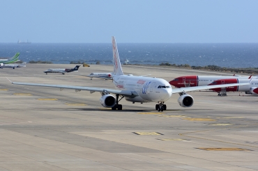 EC-LVL (461) 2002 Airbus A330-243