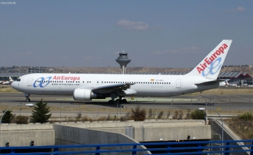 EC-HPU (cn 30048) Boeing 767-3Q8ER