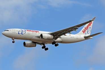 EC-LQO (cn 0505) Airbus A330-243
