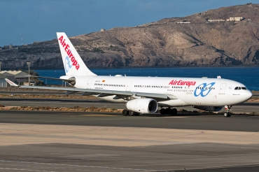 EC-LVL (461) 2002 Airbus A330-243