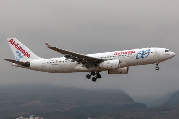 EC-MAJ (992) 2009 Airbus A330-243