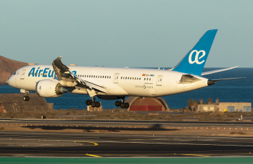 EC-MNS (36417) 2017 Boeing 787-8 Dreamliner