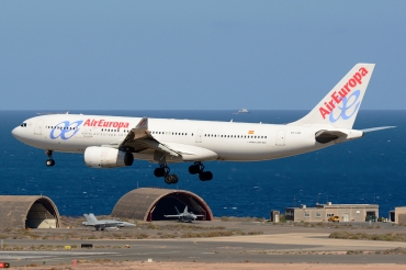 EC-LQO (cn 0505) Airbus A330-243