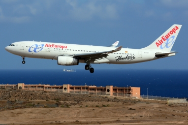 EC-LQO (cn 0505) Airbus A330-243