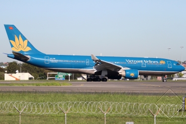 VN-A381 (1266) 2011 Airbus A330-223