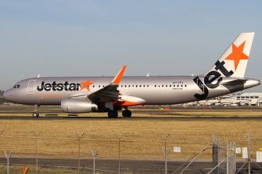 VH-VFV (5858) 2013 Airbus A320-232(WL)