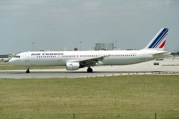 F-GTAI (1299) 2000 Airbus A321-211