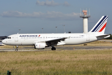 F-HBNJ (4908) 2011 Airbus A320-214