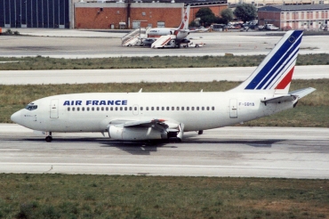 F-GBYA (23000) 1982 Boeing 737-228Adv