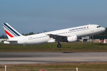 F-HBNH (4800) 2011 Airbus A320-214