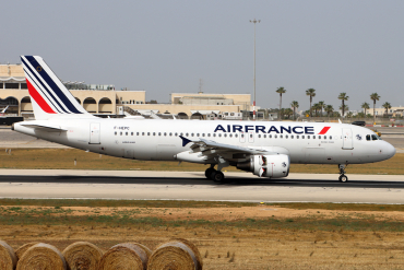 F-HEPC (4267) 2010 Airbus A320-214