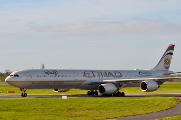 A6-EHK (1030) 2009 Airbus A340-642