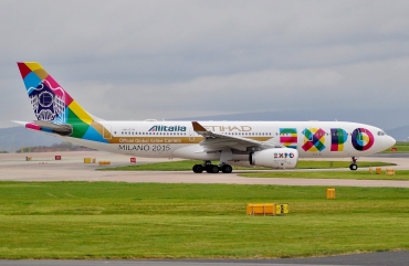 A6-EYH (729) 2006 Airbus A330-243