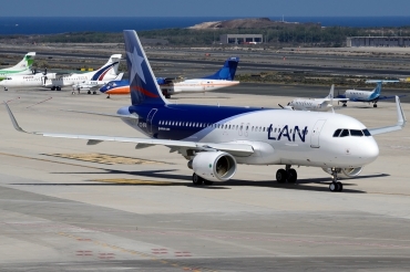 CC-BFS · Airbus A320-214(WL) · (LPA / GCLP)
