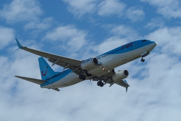 G-FDZD (35132) 2007 Boeing 737-8K5 WL