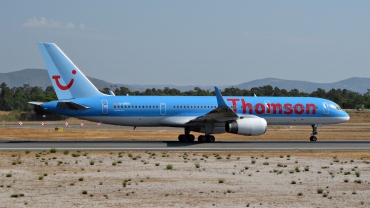 G-CPEV (29943) 1999 Boeing 757-236 WL