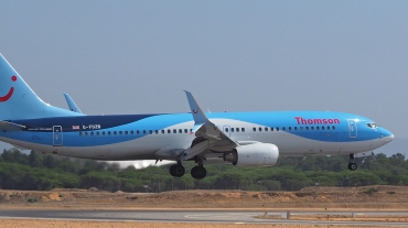 G-FDZB (35131) 2007 Boeing 737-8K5(WL)