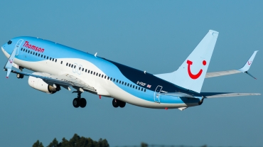 G-FDZF (35138) 2008 Boeing 737-8K5(WL)