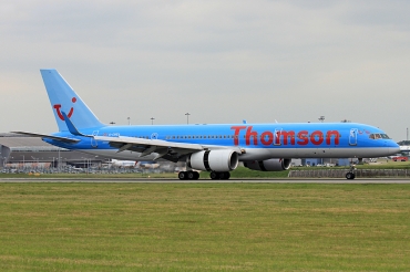 G-CPEV (29943) 1999 Boeing 757-236(WL)