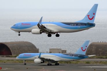 G-FDZT (37248) 2011 Boeing 737-8K5(WL)