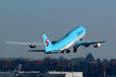 HL7642 · Boeing 747-8B5 · (SYD / YSSY)