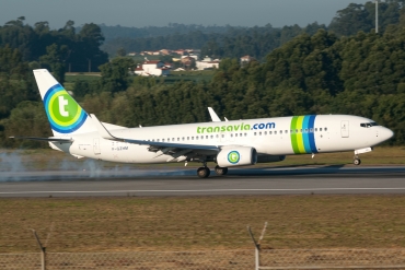 F-GZHM (37792) 2014 Boeing 737-8K2(WL)