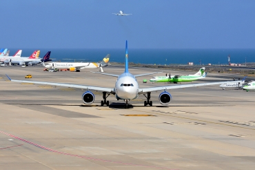 OY-VKI, (cn 357), Airbus A330-343X
