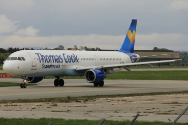 OY-VKB (1921) 2003 Airbus A321-211