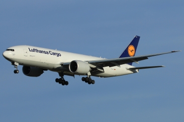 D-ALFB (41675) 2013 Boeing 777-FBT