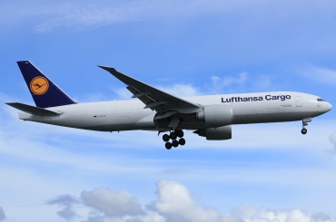 D-ALFA (41674) 2013 Boeing 777-FBT