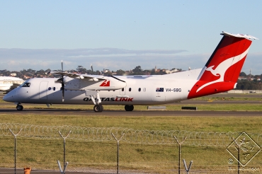 VH-SBG (575) 2001 Bombardier Dash 8-Q315