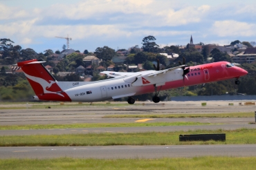 VH-QOH (4132) 2006 Bombardier Dash 8-Q402