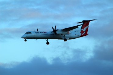 VH-QOX (4287) 2009 Bombardier Dash 8-Q402