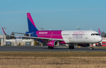 HA-LXR (7647) 2017 Airbus A321-231