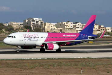HA-LWU (5617) 2013 Airbus A320-232(WL)