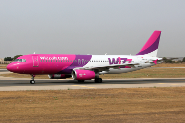 HA-LYV (3741) 2008 Airbus A320-232