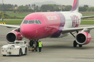 HA-LWF (3562) 2008 Airbus A320-232