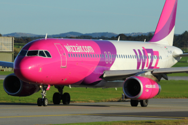 HA-LWF (3562) 2008 Airbus A320-232