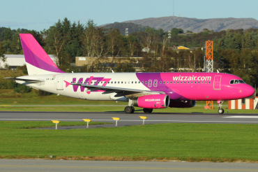 HA-LWF (3562) 2008 Airbus A320-232