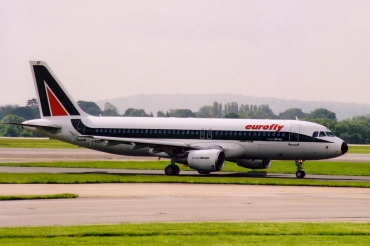 I-EEZF (1983) 2003 Airbus A320-214
