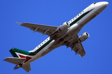 EI-RDC (cn 17000333) Embraer 170-200STD