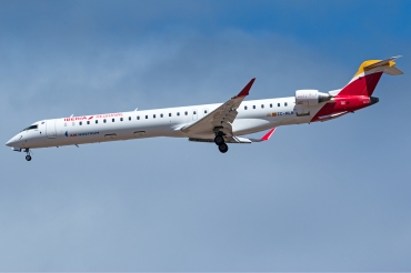 EC-MLN (cn 19049) Bombardier CRJ-1000
