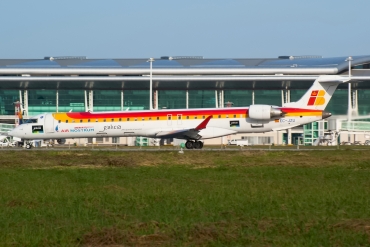 EC-JZU (cn 15115) Bombardier CRJ900ER