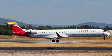 EC-MJO (19045) 2016 Bombardier CRJ-1000