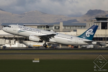 ZK-OJE (2148) 2003 Airbus A320-232